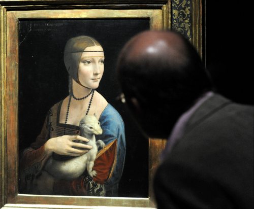 „Dama z gronostajem” reklamuje wystawę Leonarda da Vinci w Londynie
