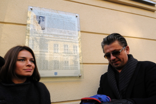 W Bydgoszczy odsłonięto tablicę upamiętniającą Polę Negri